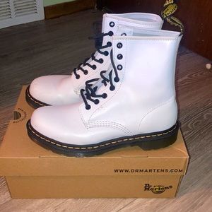 White Dr.Martens